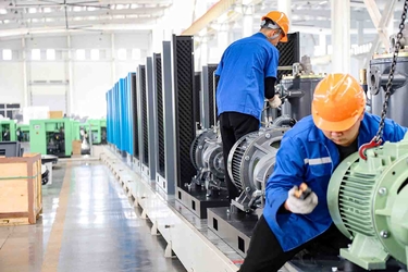 Jiangsu Jufeng Machinery Manufacturing Co., LTD üreticinin üretim hattı