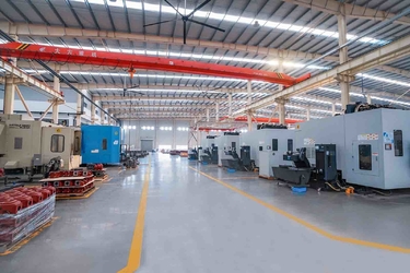 Jiangsu Jufeng Machinery Manufacturing Co., LTD üreticinin üretim hattı