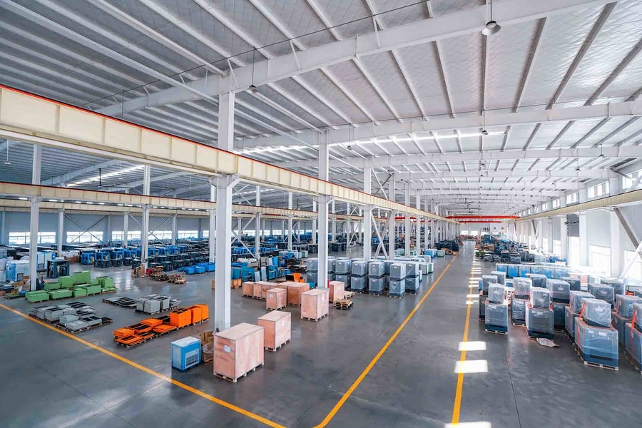 Jiangsu Jufeng Machinery Manufacturing Co., LTD üreticinin üretim hattı